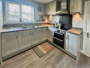 Photo 16- click for photo gallery